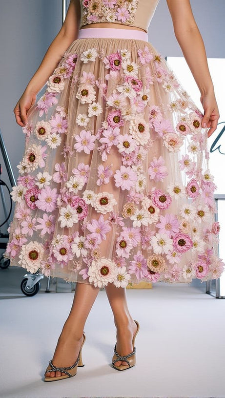 AMORY FLOWER EMBROIDERED SKIRT IN PINK