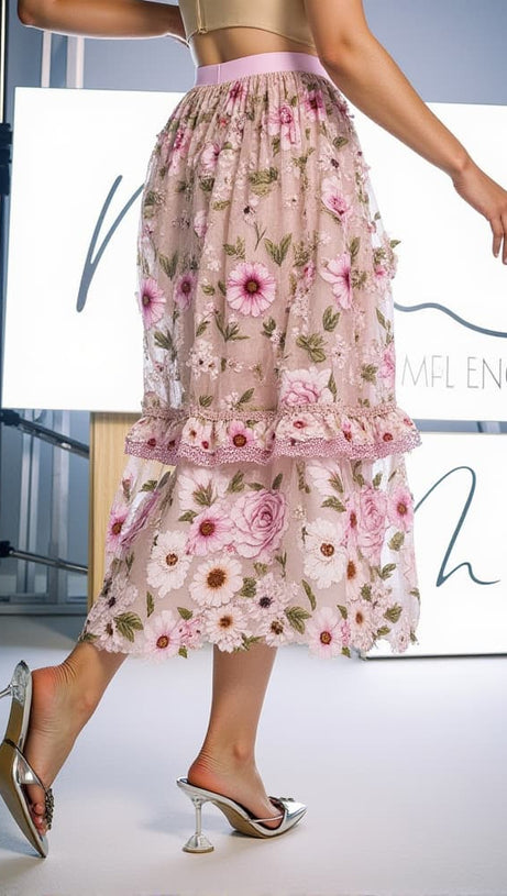 AMORY FLOWER EMBROIDERED SKIRT IN PINK