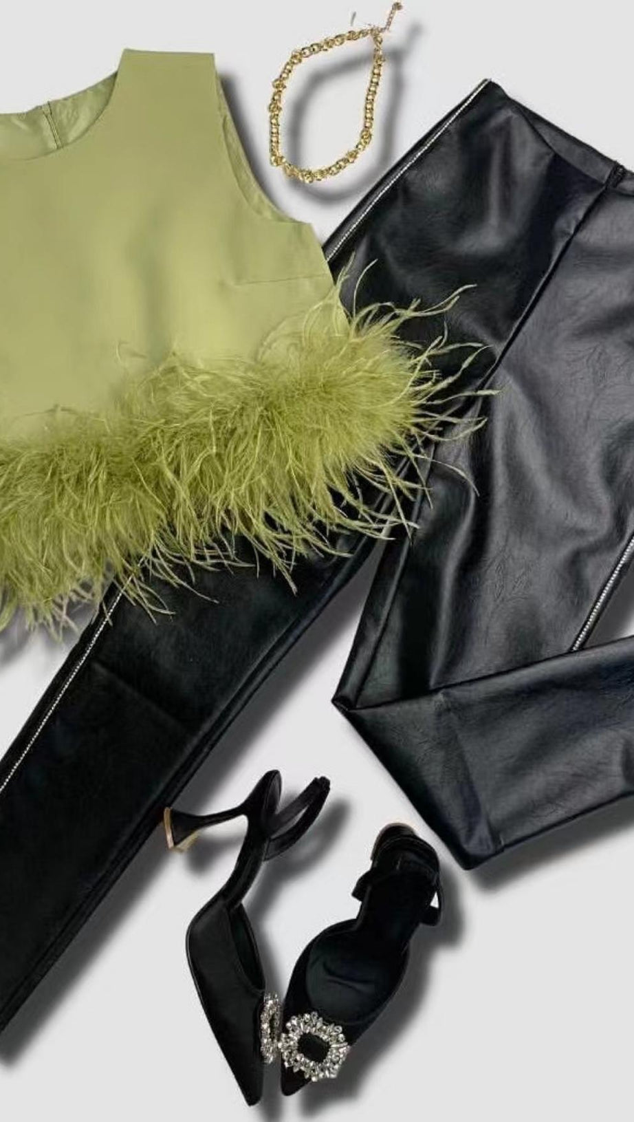 FEATHER TOPS IN LAVENDER