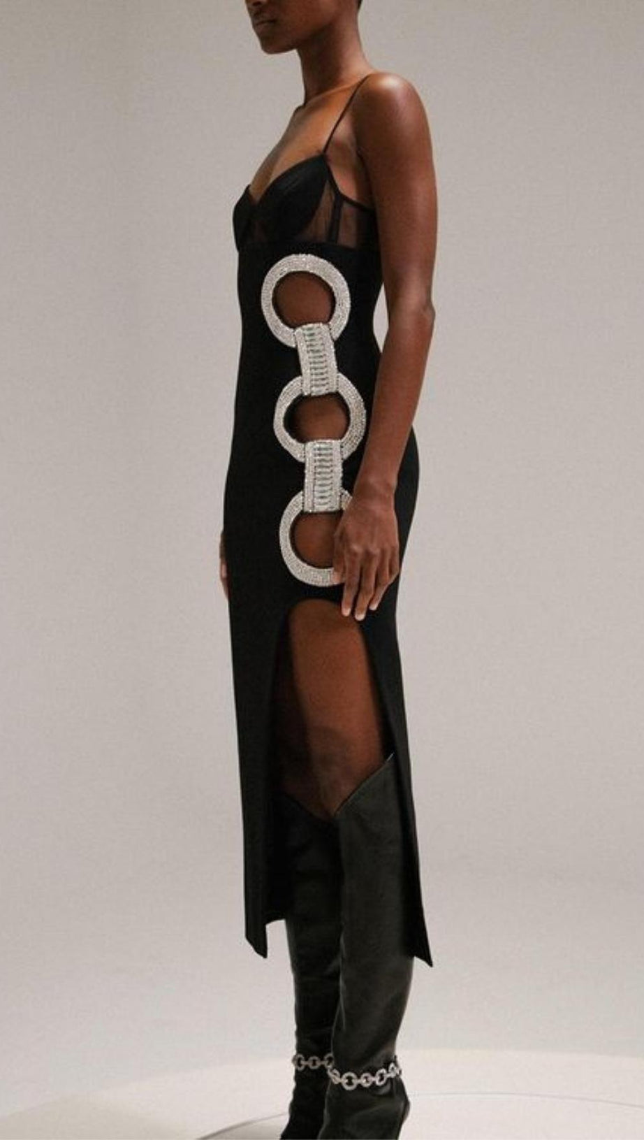 SPLIT MIDI DRESS IN BLACK