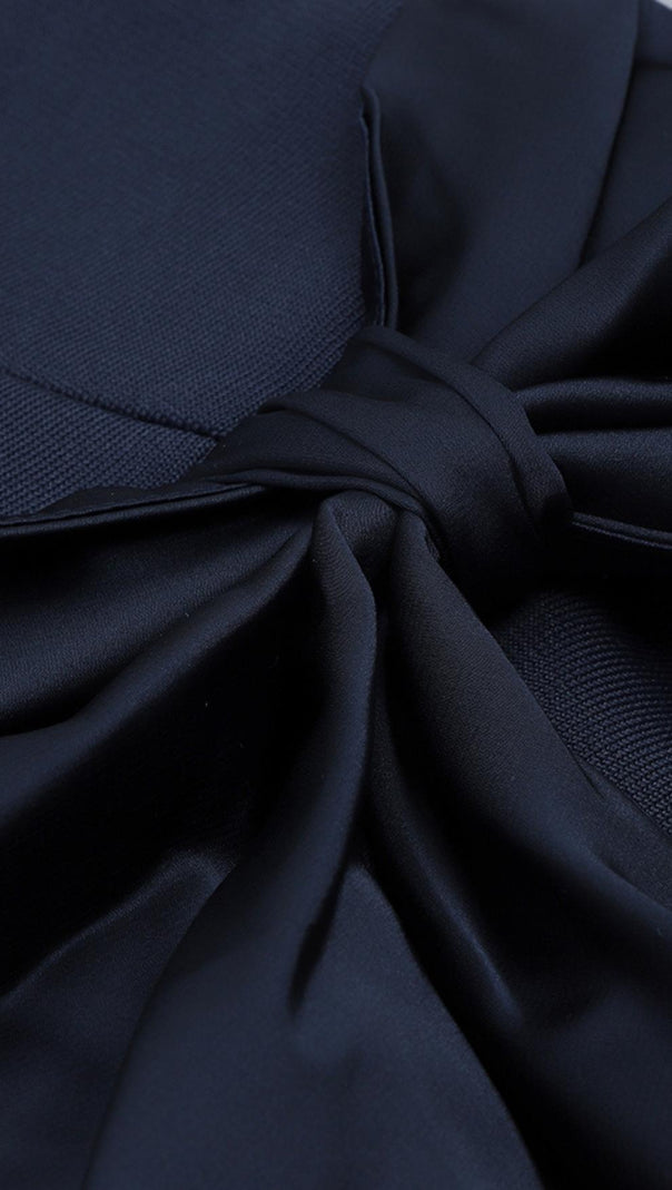 ABITO MIDI SENZA SPALLINE IN BLU