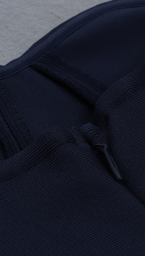 ABITO MIDI SENZA SPALLINE IN BLU