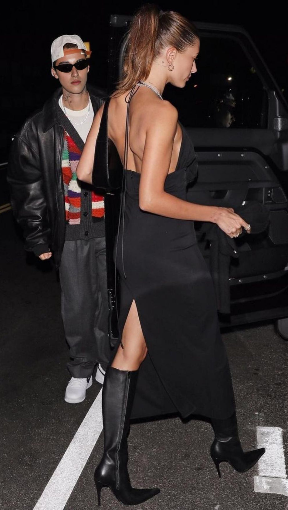 DEEP V MAXI DRESS IN BLACK