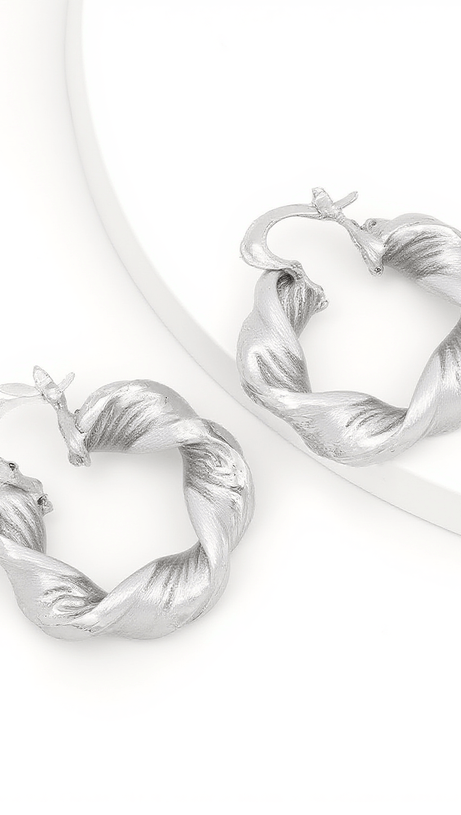 Maia – Klobige Creolen mit Twist