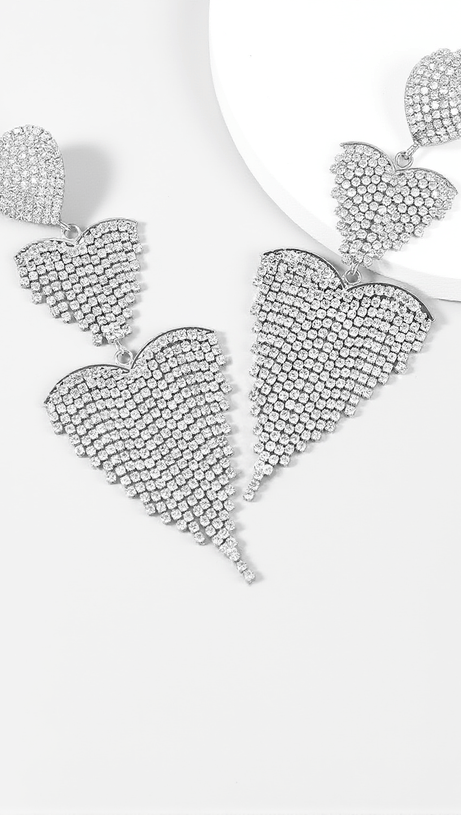 HAZEL HEART TASSEL DROP EARRINGS