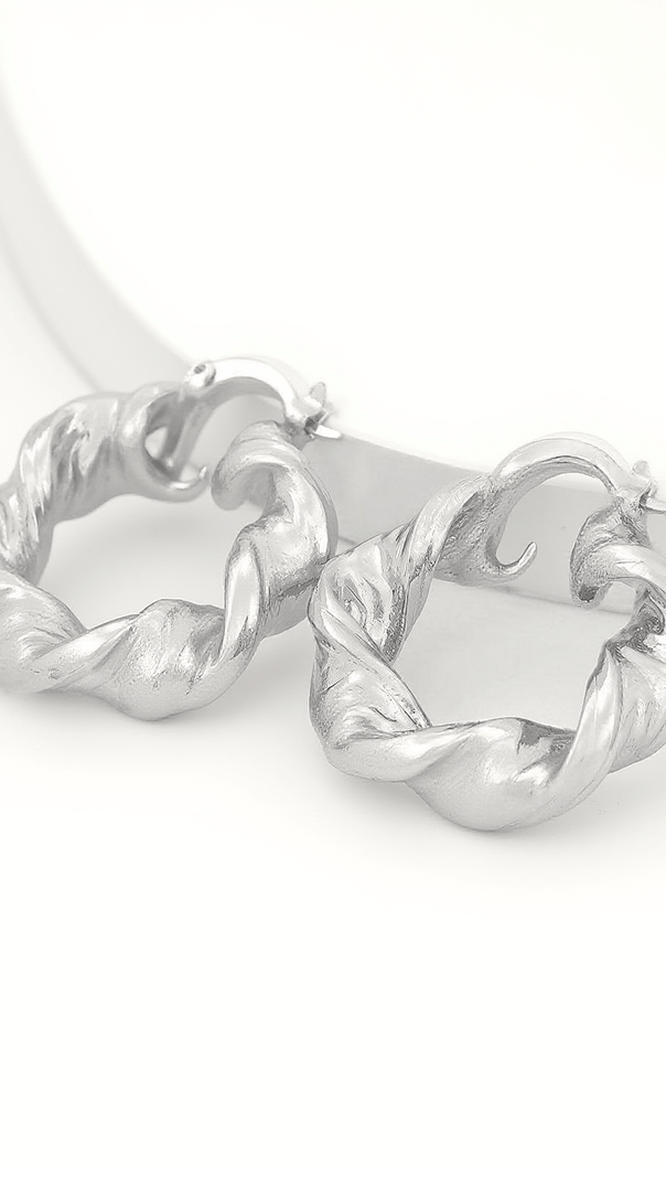 AIIZIE MAIA CHUNKY TWIST HOOP EARRINGS - product image