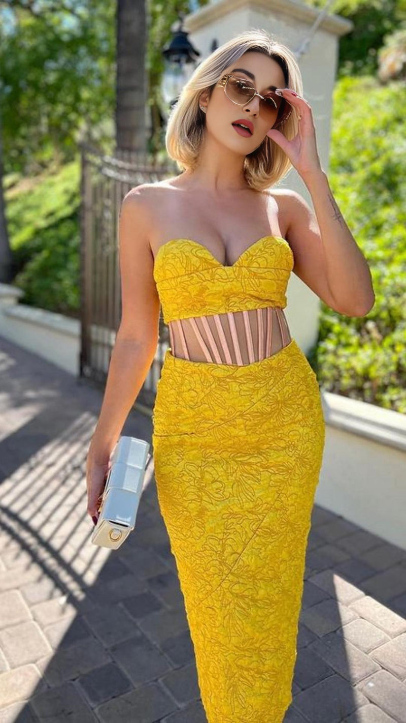 JACQUARD STRAPLESS MIDI DRESS IN YELLOW