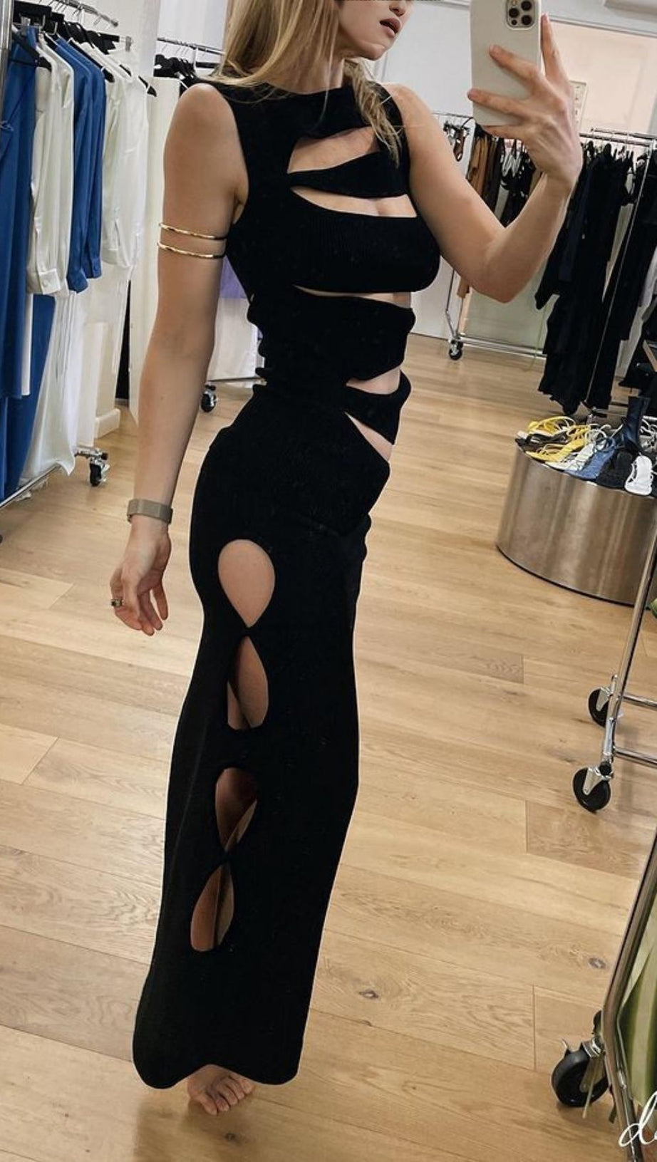 CUTOUT MAXI DRESS IN BLACK