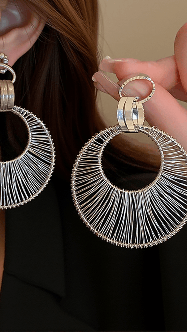 AIIZIE AUDRINA HOOP LARGE CIRCLE EARRINGS - product image