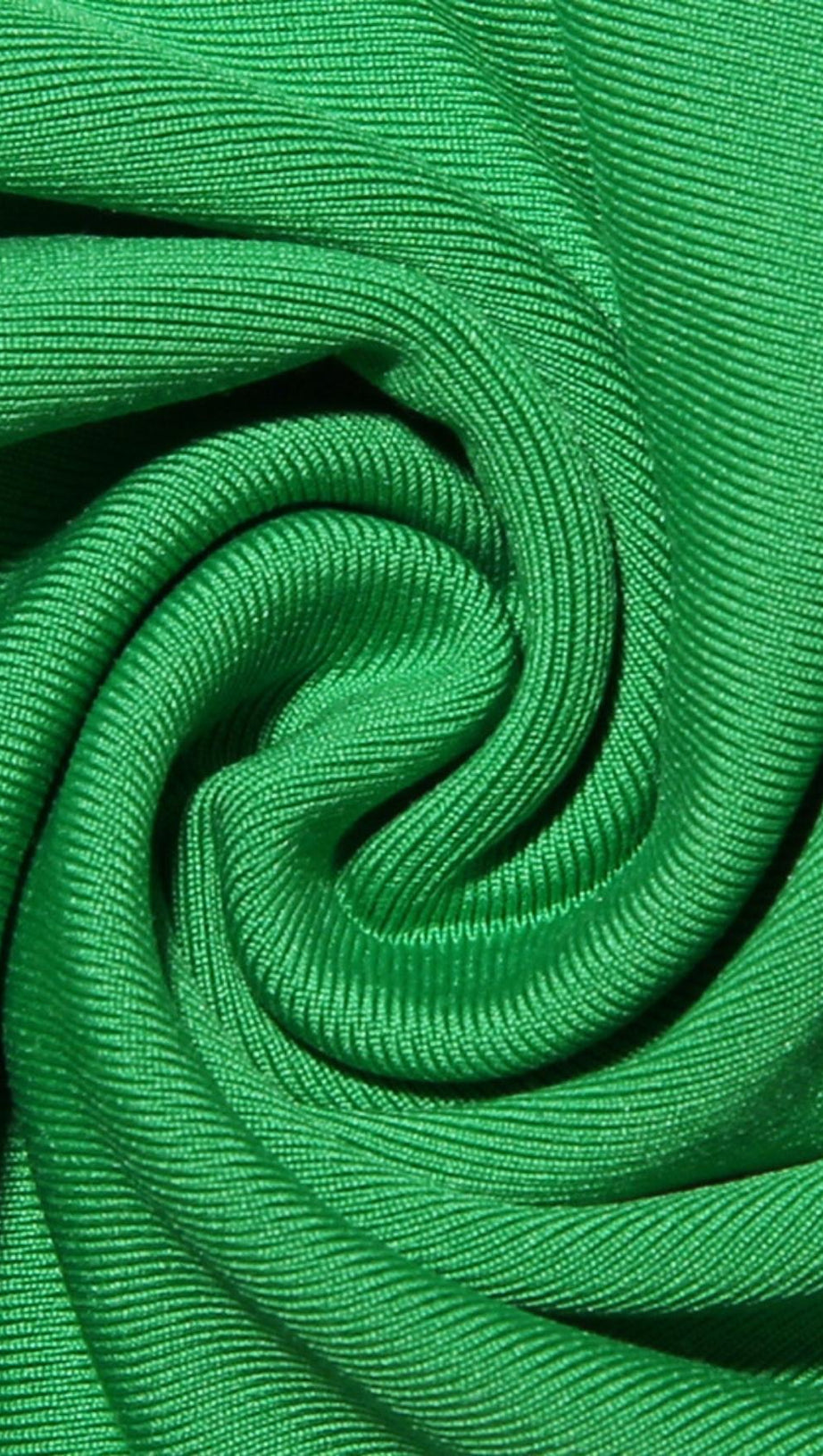 HALTER TOPS IN GREEN