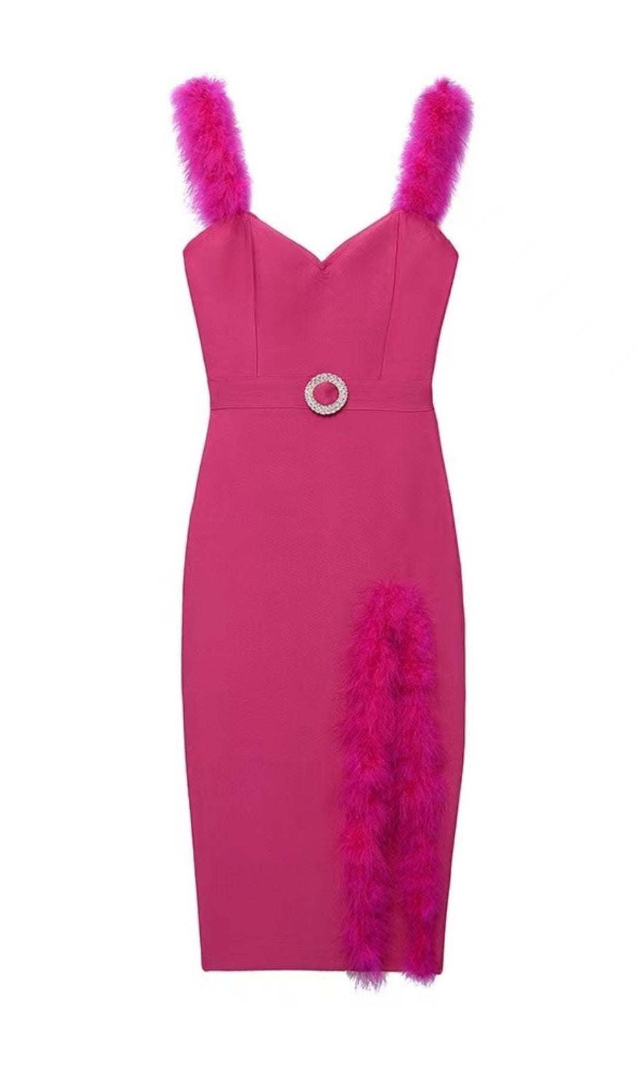 MAXIKLEID MIT GESPLITTETEN FEDERN IN ROSA