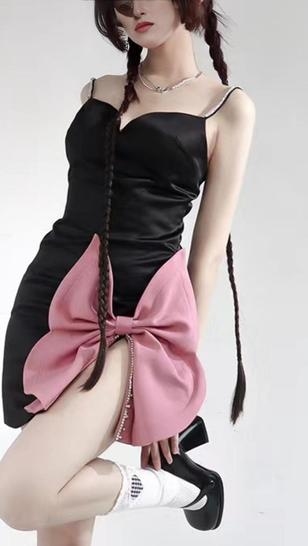 AIIZIE BOWKNOT MINI DRESS IN BLACK - product image