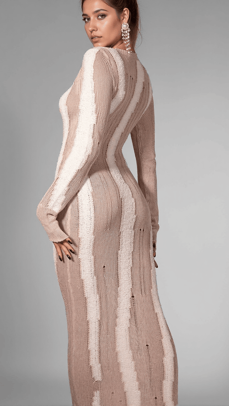 Bryonna – Transparentes Strick-Maxikleid in Braun