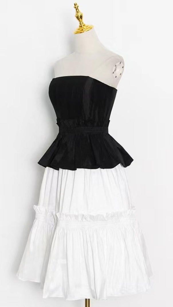 ABITO MIDI CONGIUNTO IN BIANCO E NERO