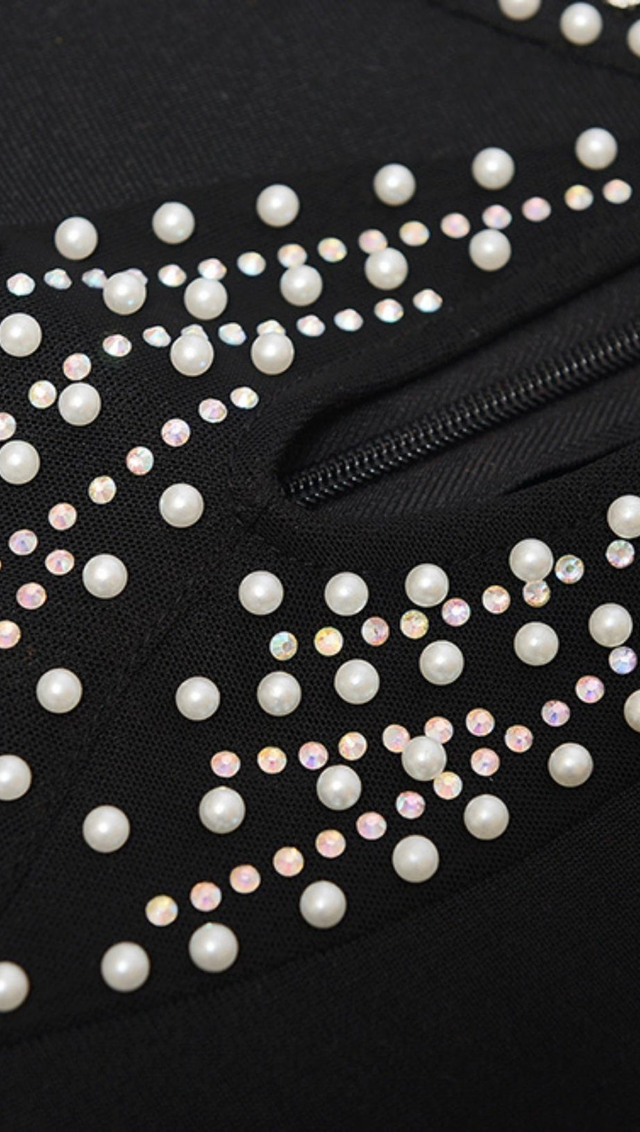 PEARL DRESS IN BLACK