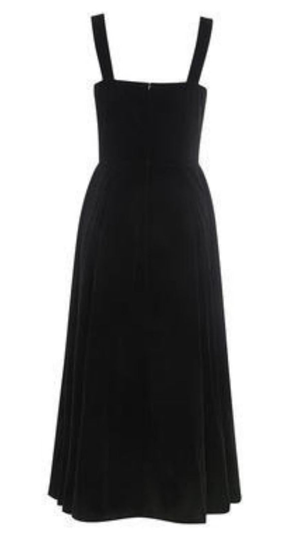 AIIZIE VELVET TYPE A DRESS IN BLACK - product image
