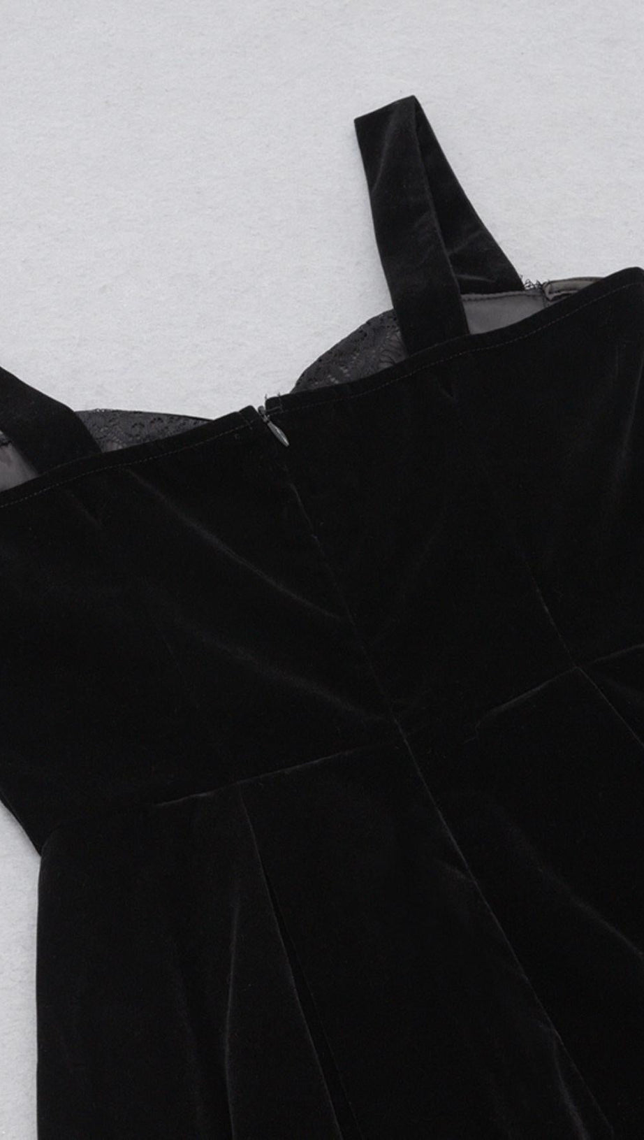 VELVET TYPE A  DRESS IN BLACK