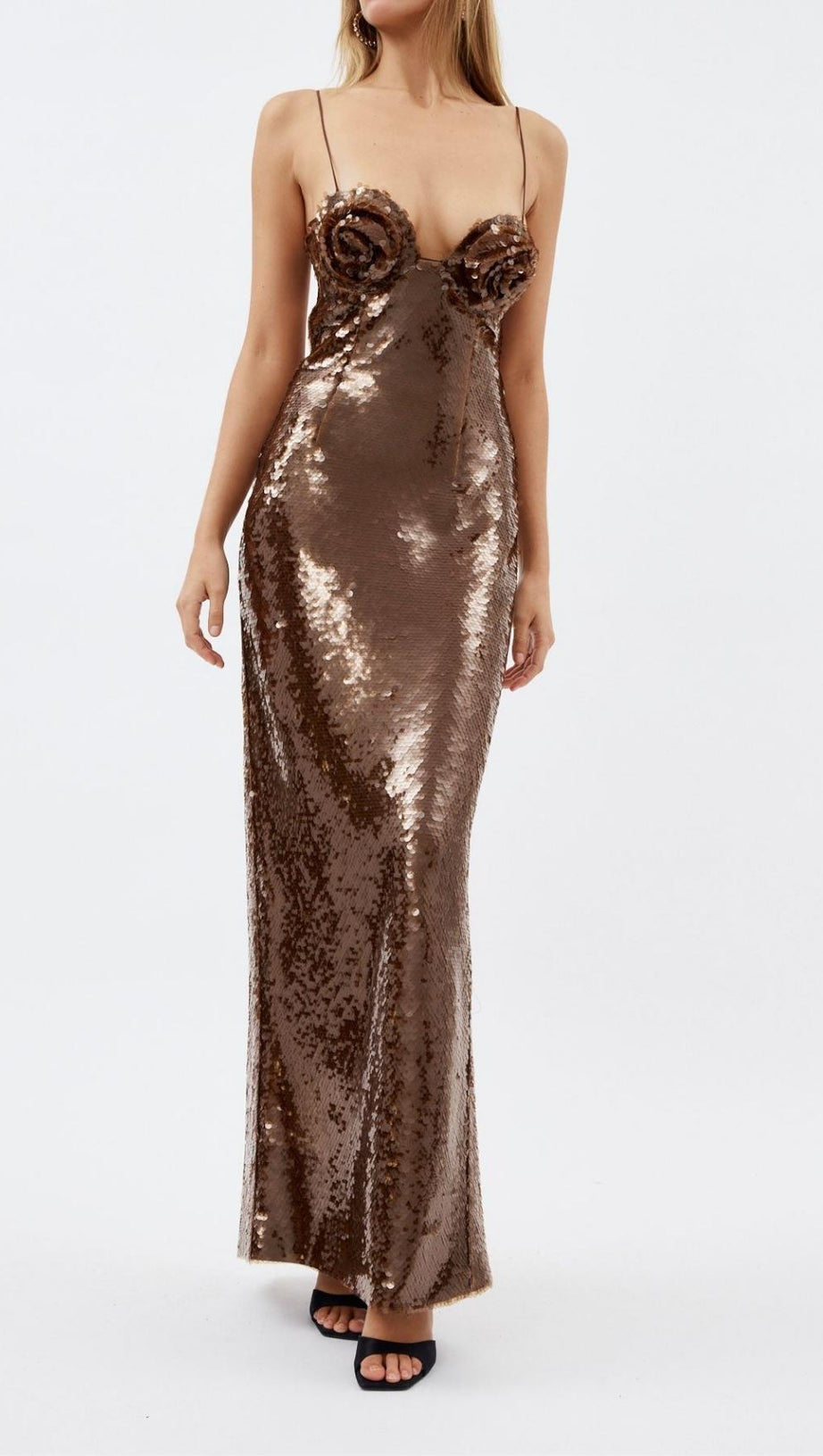 ABITO LUNGO CON PAILLETTES MARRONE