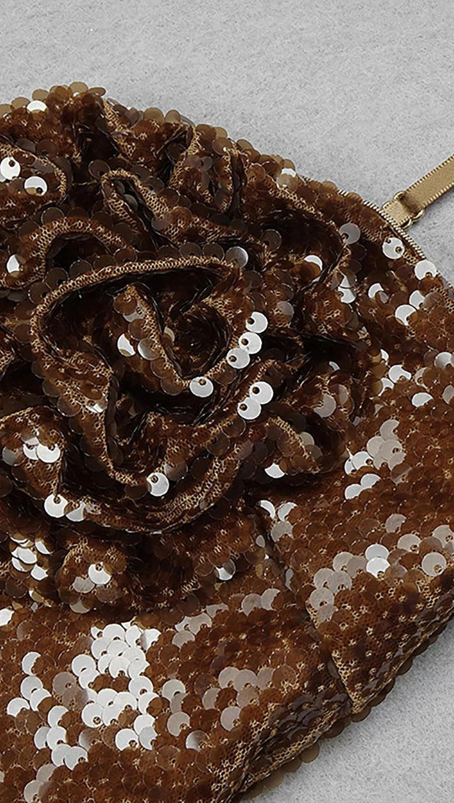 ABITO LUNGO CON PAILLETTES MARRONE