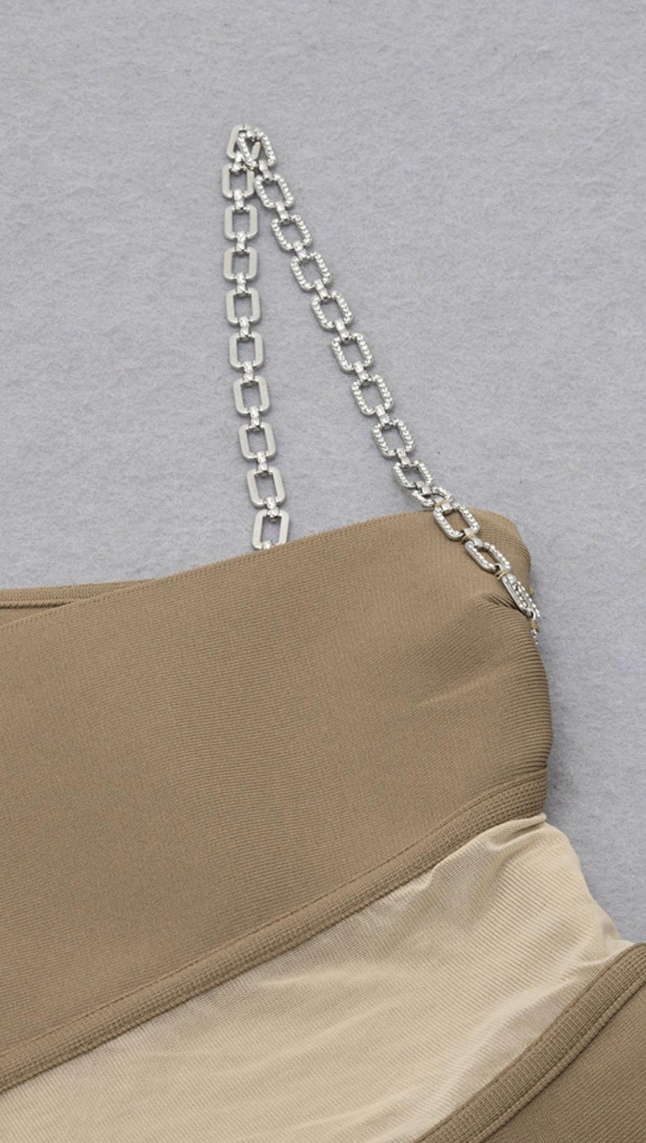 TIGHT MADI DRESS IN BROWN