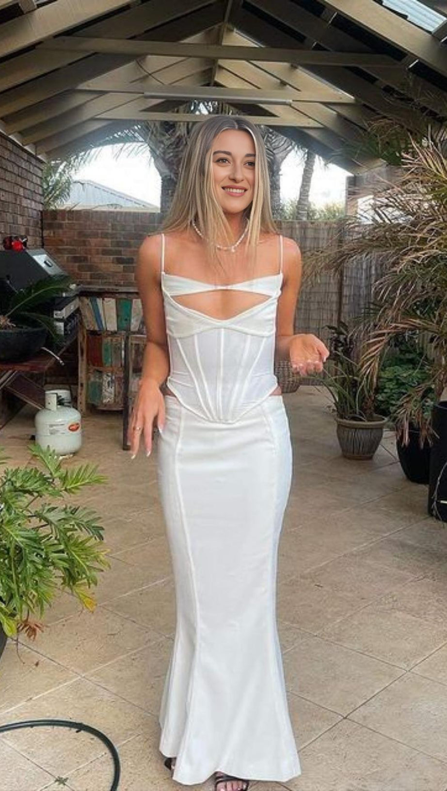 CORSET MAXI DRESS IN WHITE
