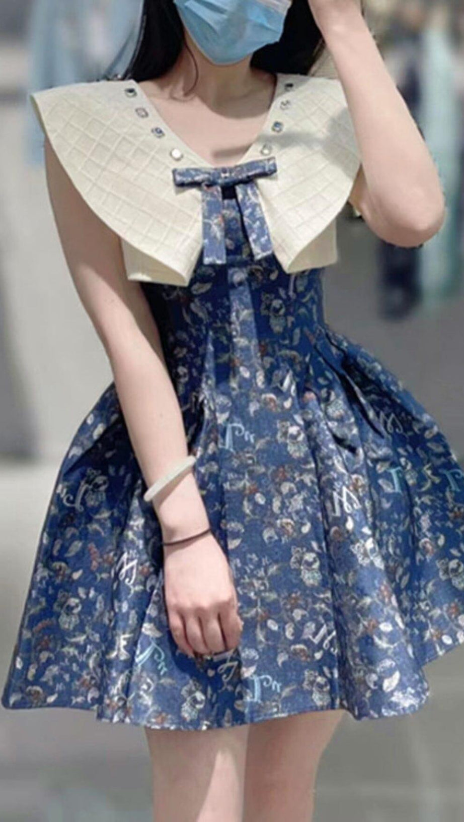 BLUE BOW SWEETHEART WAISTBAND SLEEVELESS FLORAL MINI DRESS