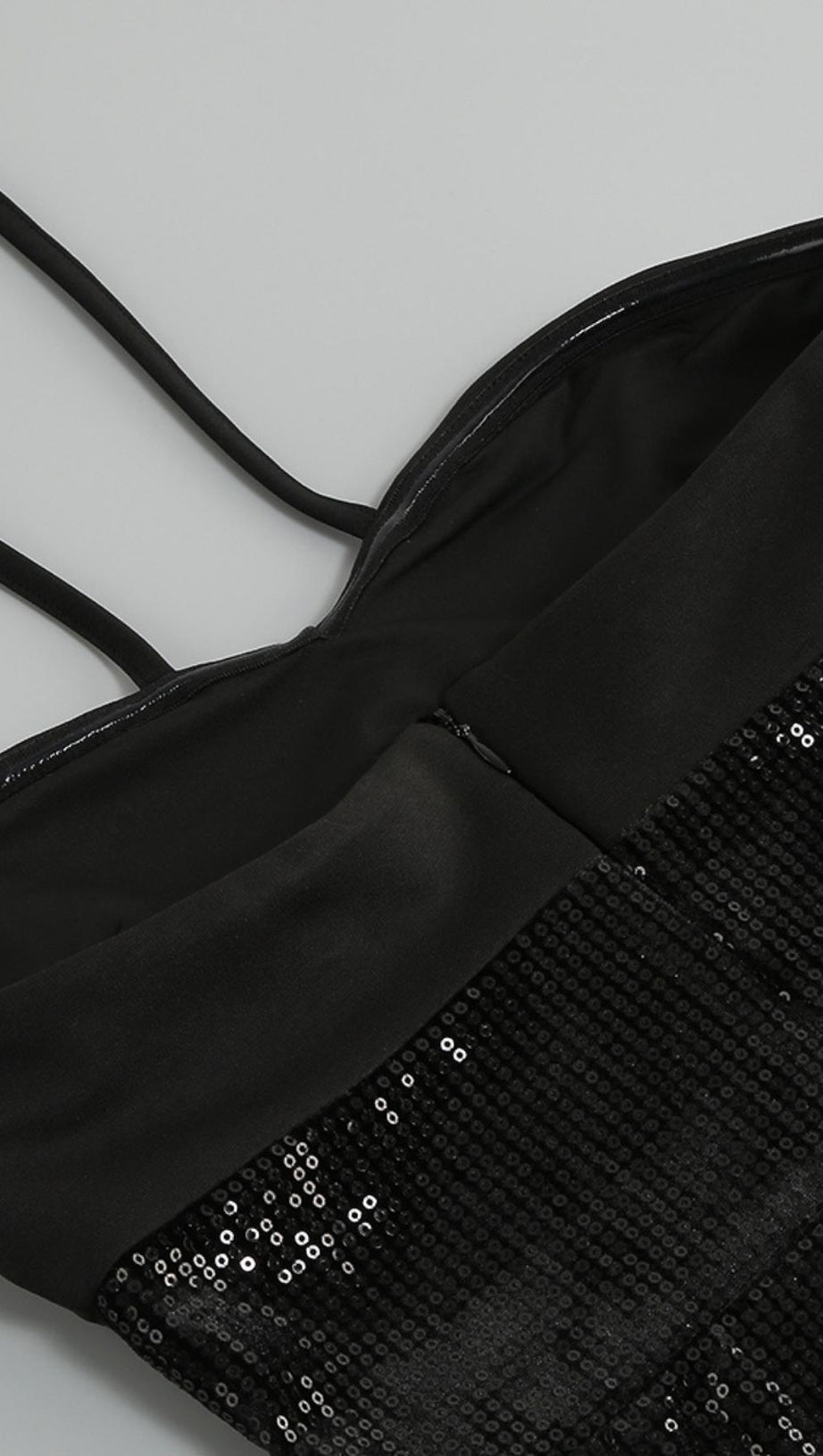 CUT OUT HIGH SPLIT MAXI DRESS IN BLACK