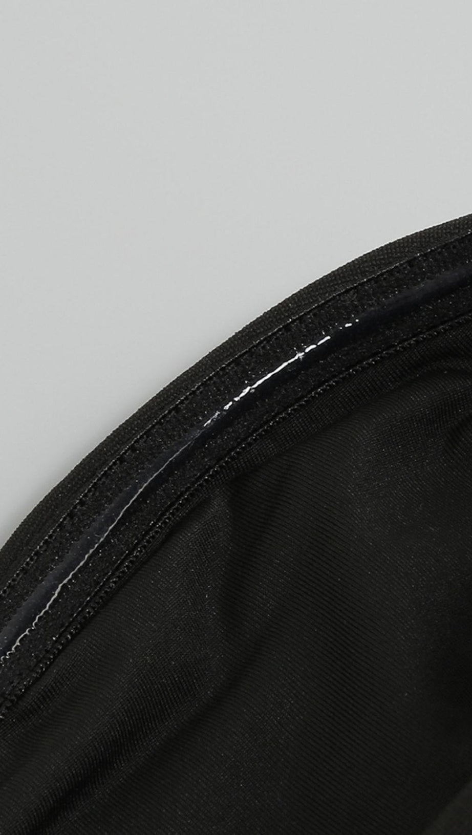 CUT OUT HIGH SPLIT MAXI DRESS IN BLACK