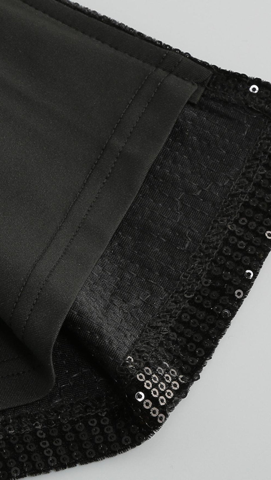 CUT OUT HIGH SPLIT MAXI DRESS IN BLACK