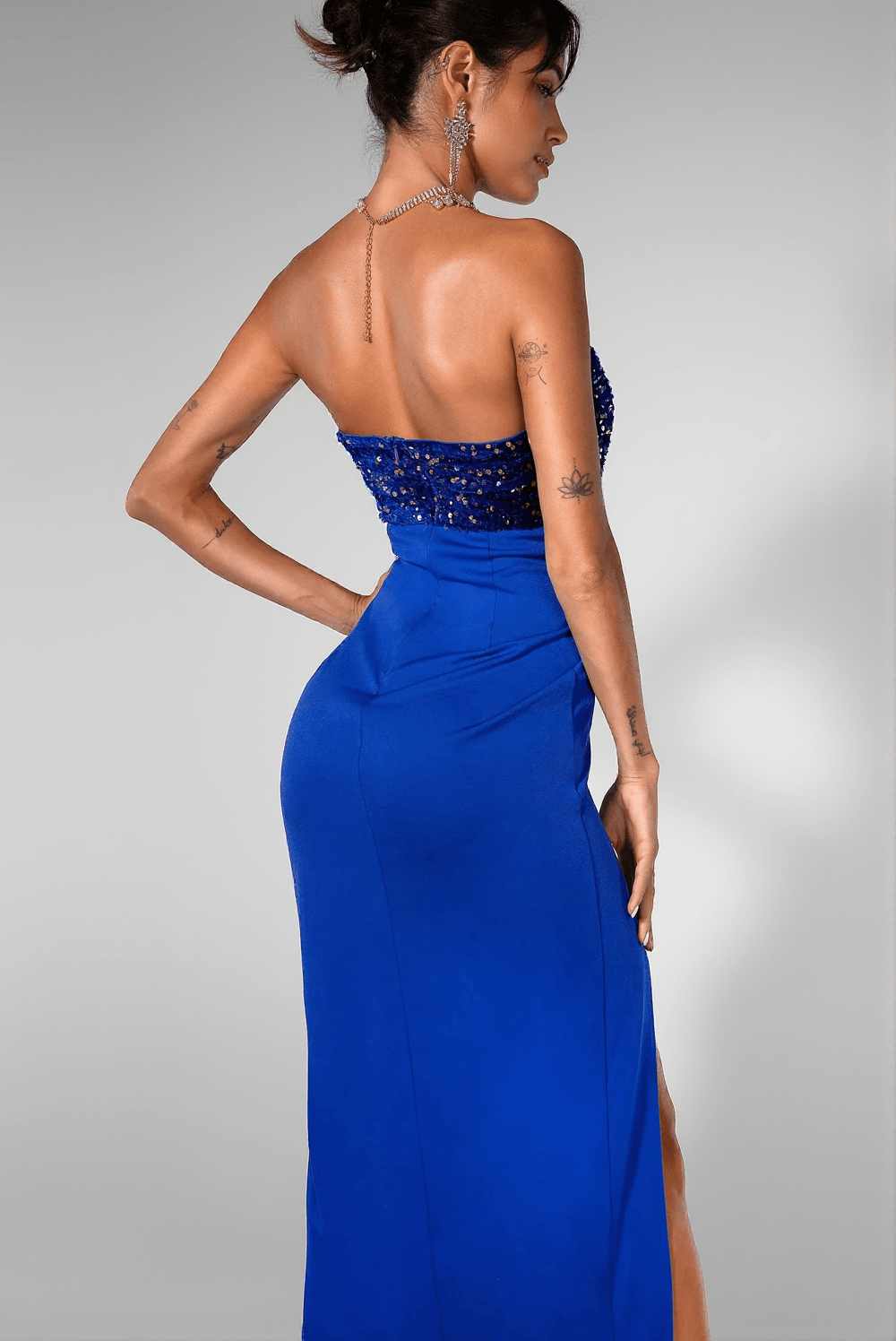 Brea Korsett-Paillettenkleid mit hohem Schlitz