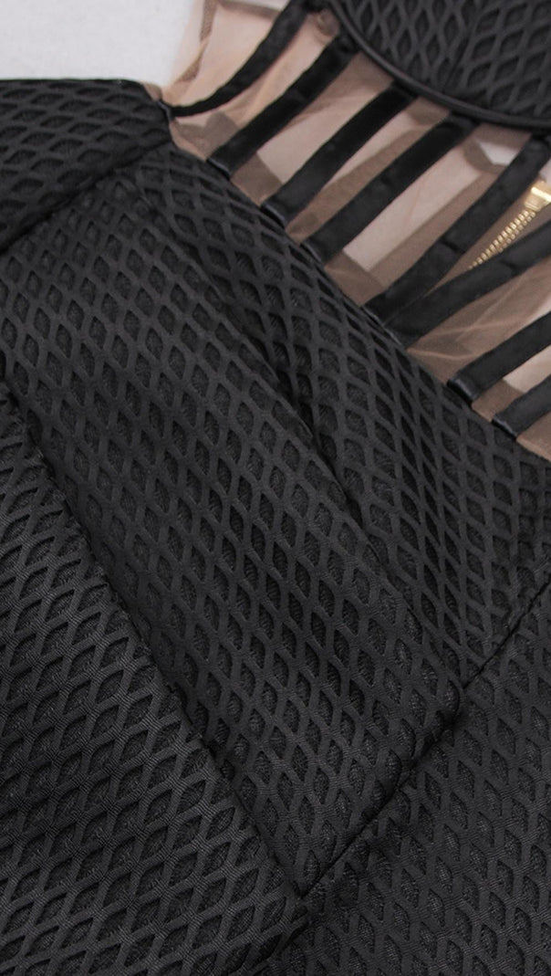 MINIKLEID IN KORSETTFORM, REGENSCHIRMFORM, IN SCHWARZ