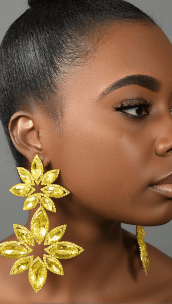 AIIZIE BRITTANIE FLOWER RHINESTONES EARRINGS - product image