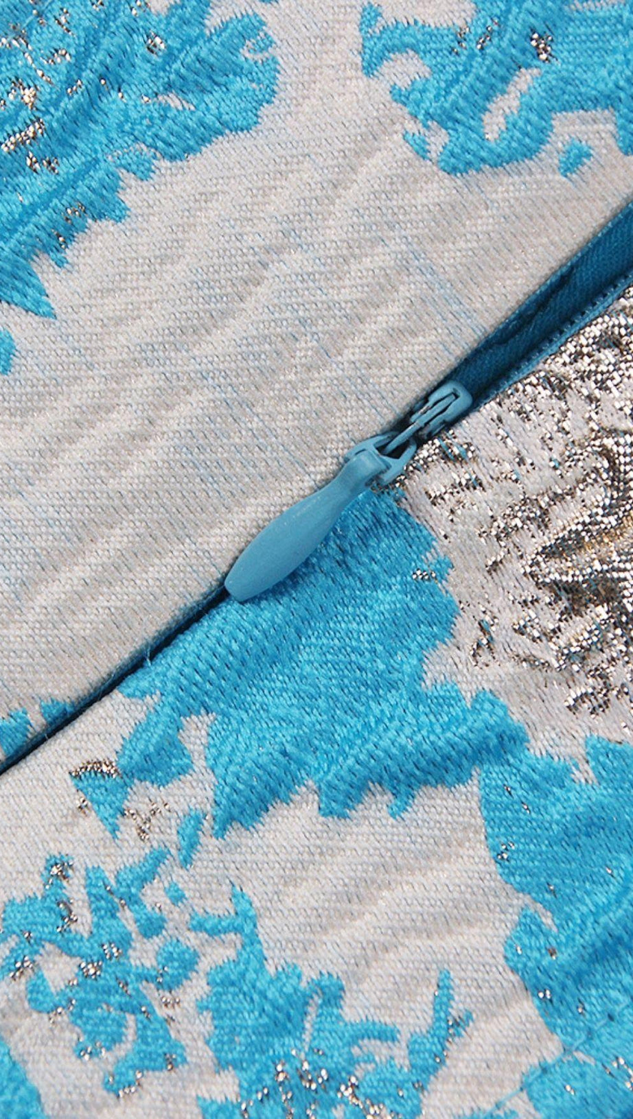 JACAUARD STRAPLESS MIDI DRESS IN BLUE