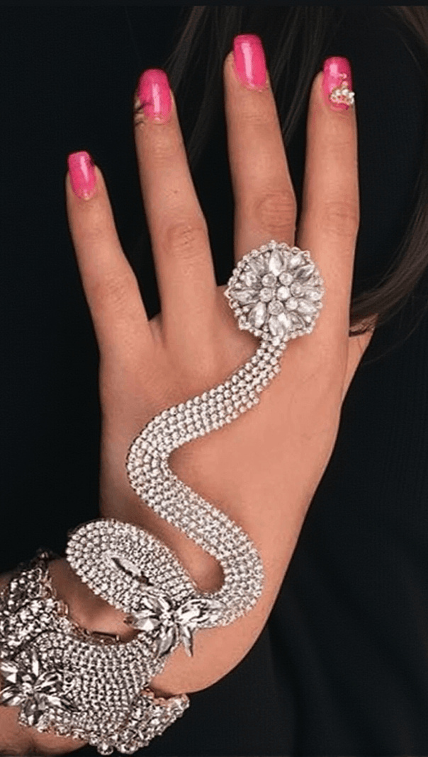 AIIZIE ANNALYSSA SERPENTINE DIAMOND BRACELET - product image