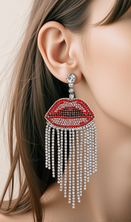 Annalyssia Lips Fringe Diamond Earrings