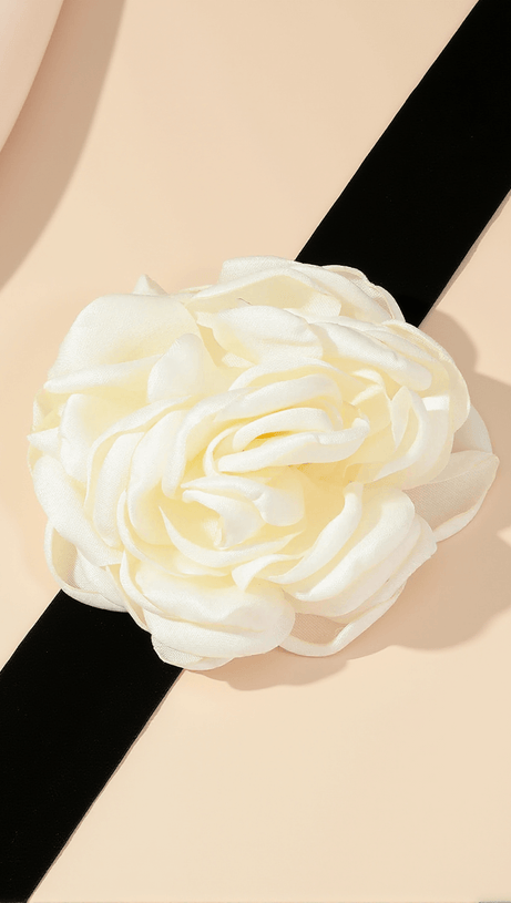 COLLANA CON COLLO FLOREALE 3D ANNYSTON