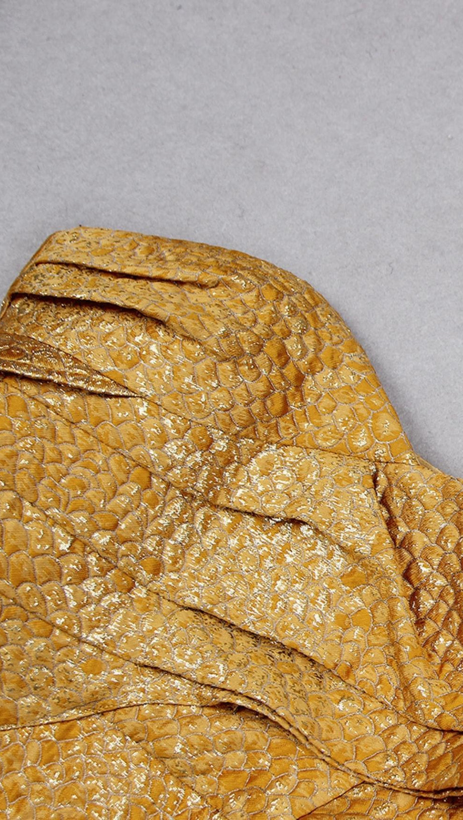 STRAPLESS SPLIT MIDI DRESS IN GOLD