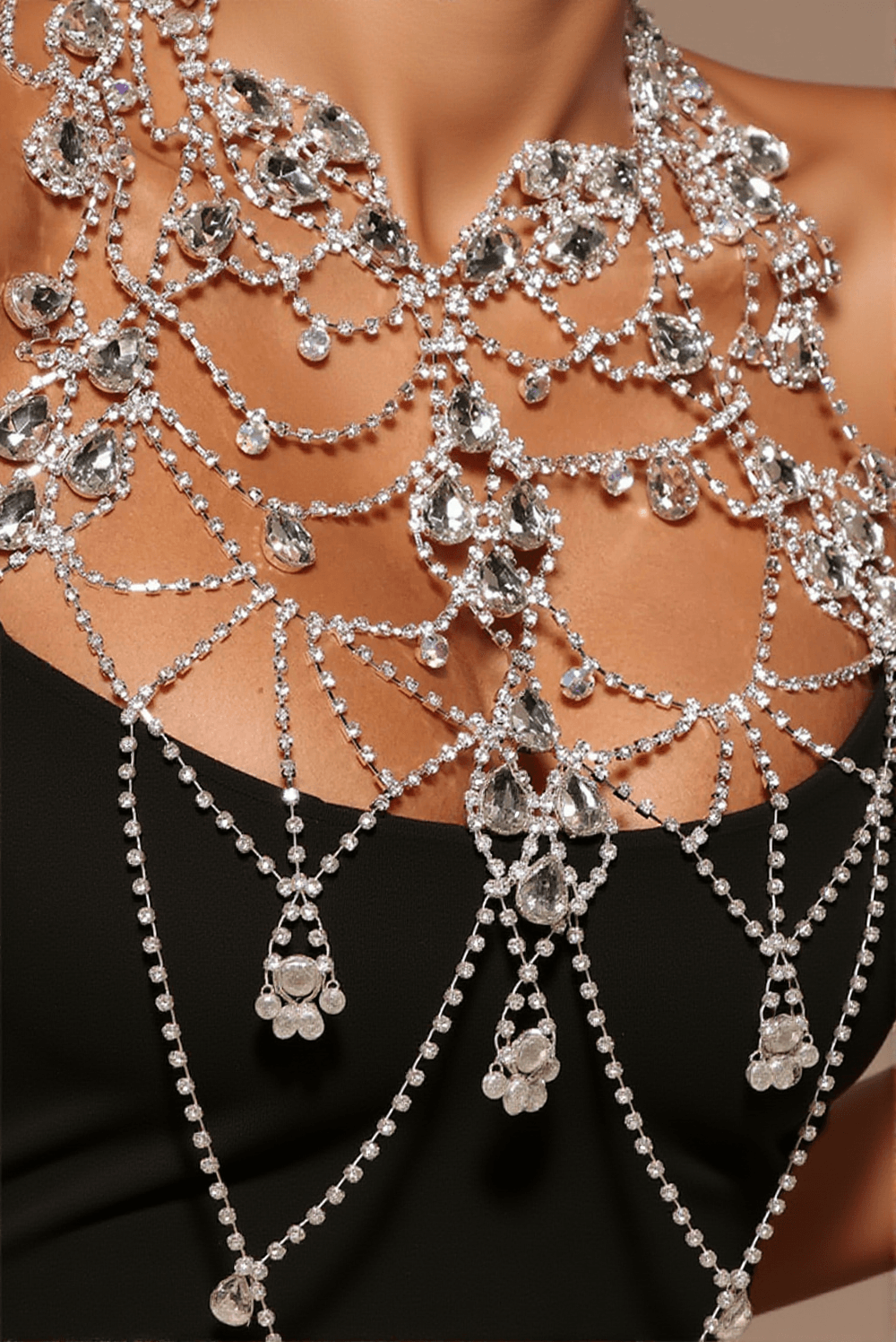 CATENA DA TORACE CON STRATO DI CRISTALLO E DIAMANTI BRITTEN