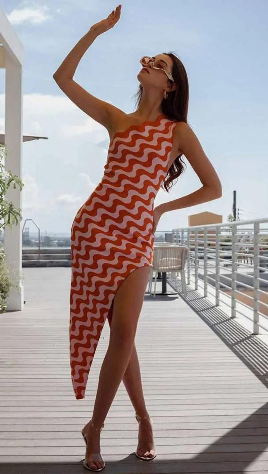 ASYMMETRIC WAVY DRESS