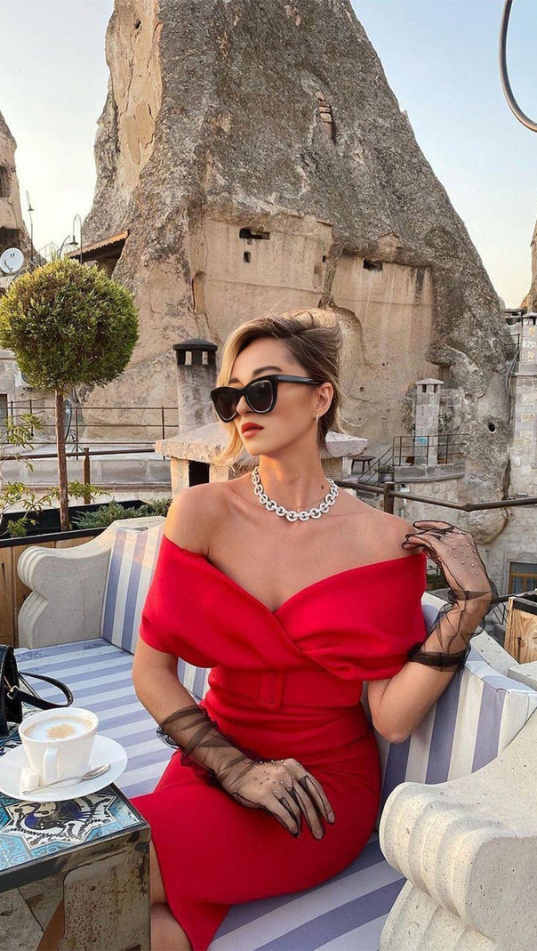 AIIZIE OFF SHOULDER V NECK BODYCON MIDI DRESS IN RED - product image