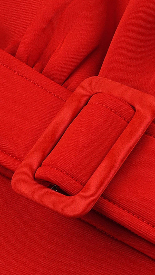 ABITO MIDI ADERENTE CON SCOLLO A V E SPALLE SCOPERTE IN ROSSO