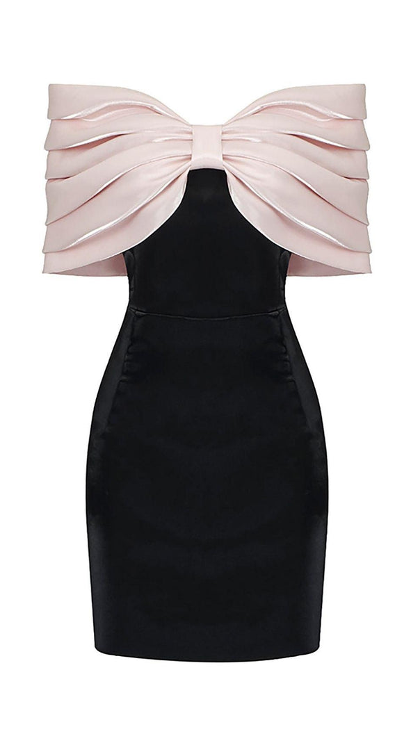 MINI ABITO IN RASO ROSA CON FIOCCO E SPALLE SCOPERTE, BIANCO