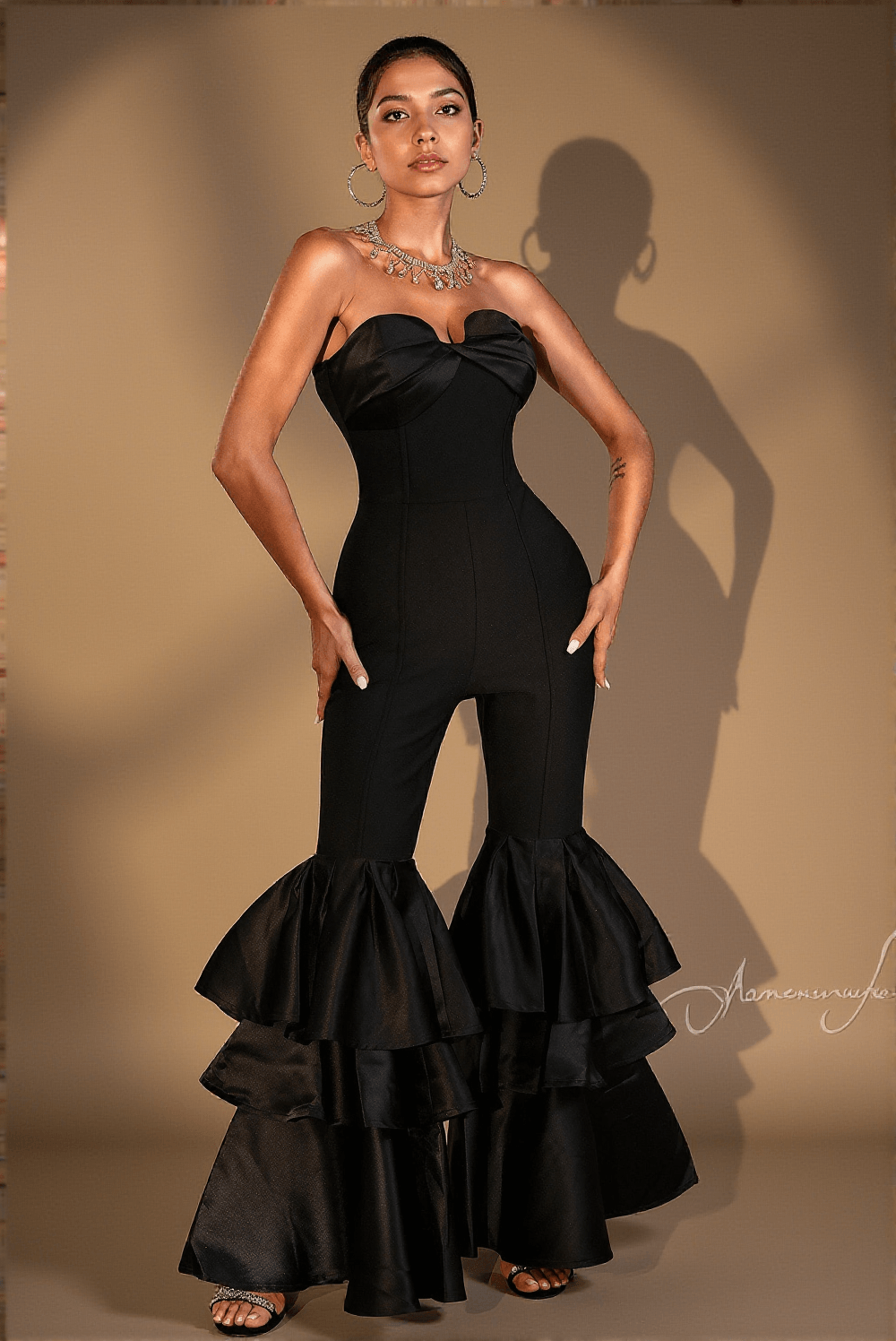 TUTA CON VOLANT NIKOLAOS