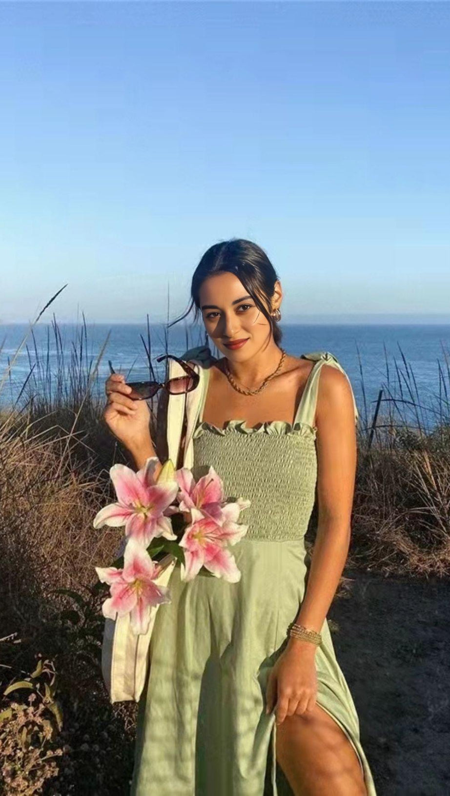 SLIT MIDI DRESS IN GREEN