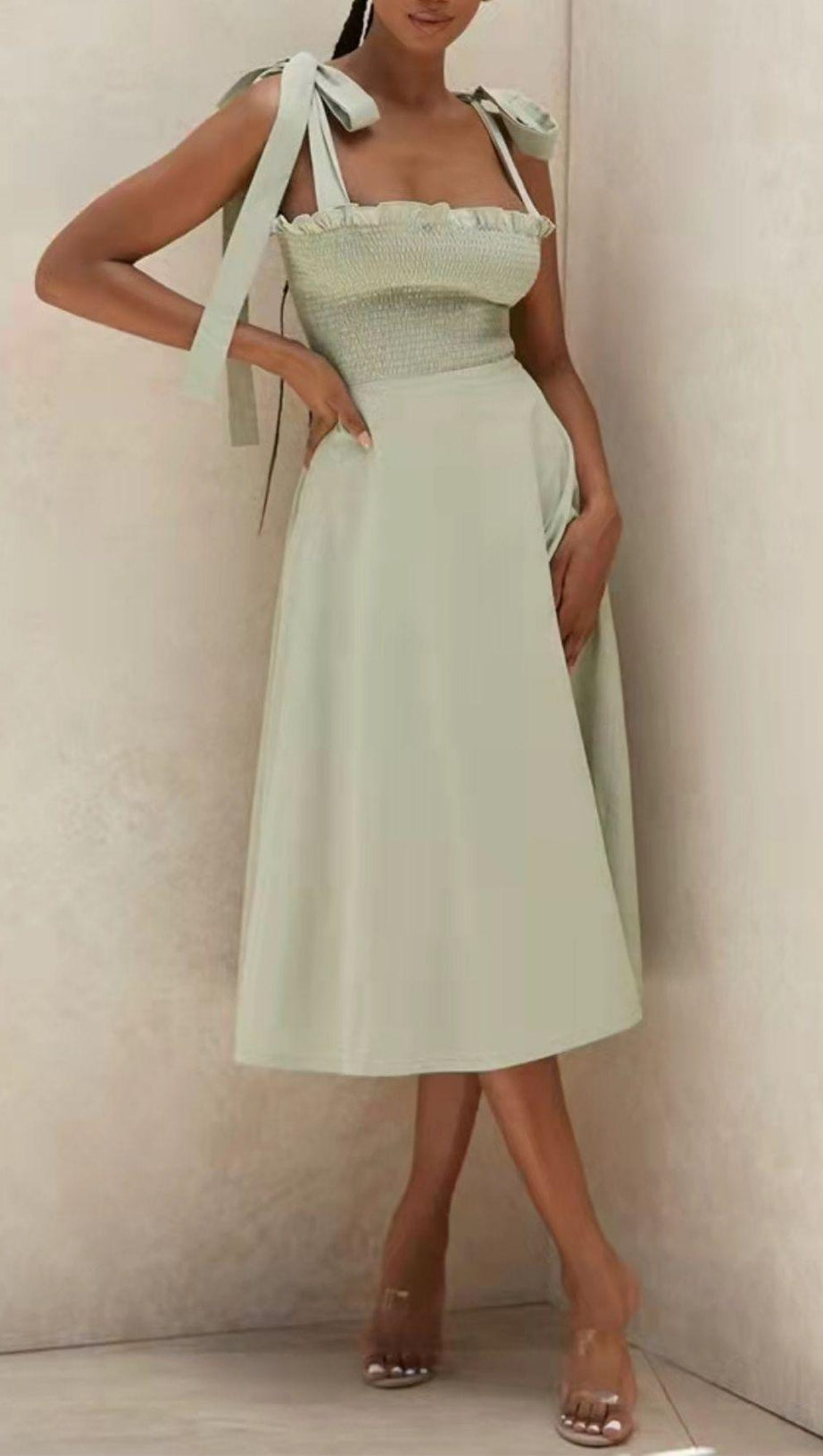 SLIT MIDI DRESS IN GREEN