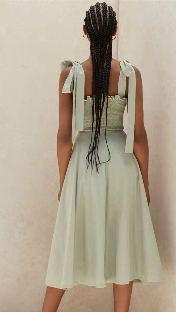 AIIZIE SLIT MIDI DRESS IN GREEN - product image