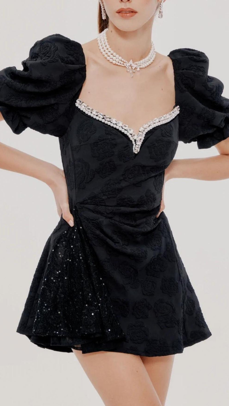 DIAMOND FLORAL BACKLESS MINI DRESS IN BLACK