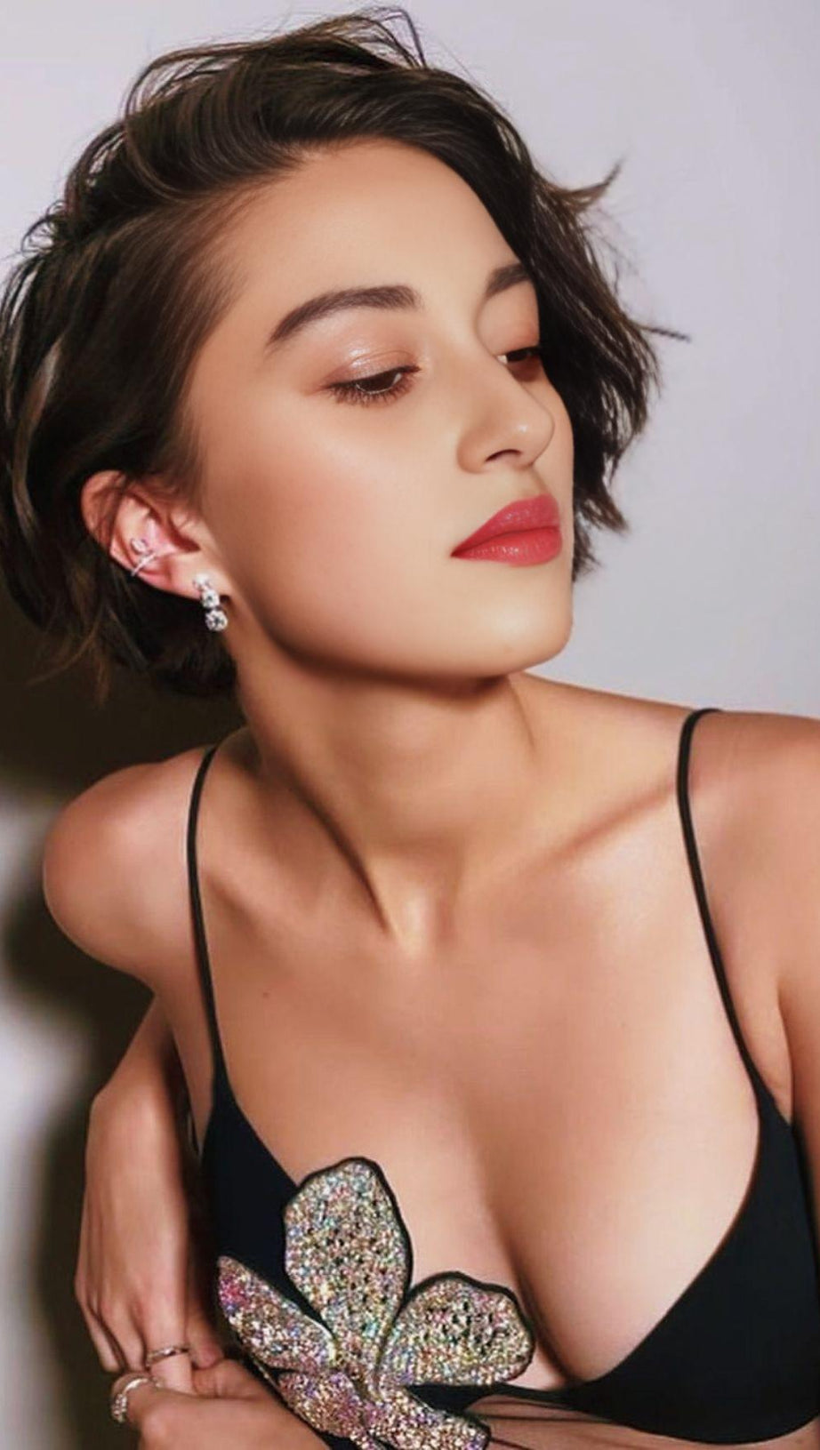 ASYMMETRIC CRYSTAL FLOWER DRESS IN BLACK