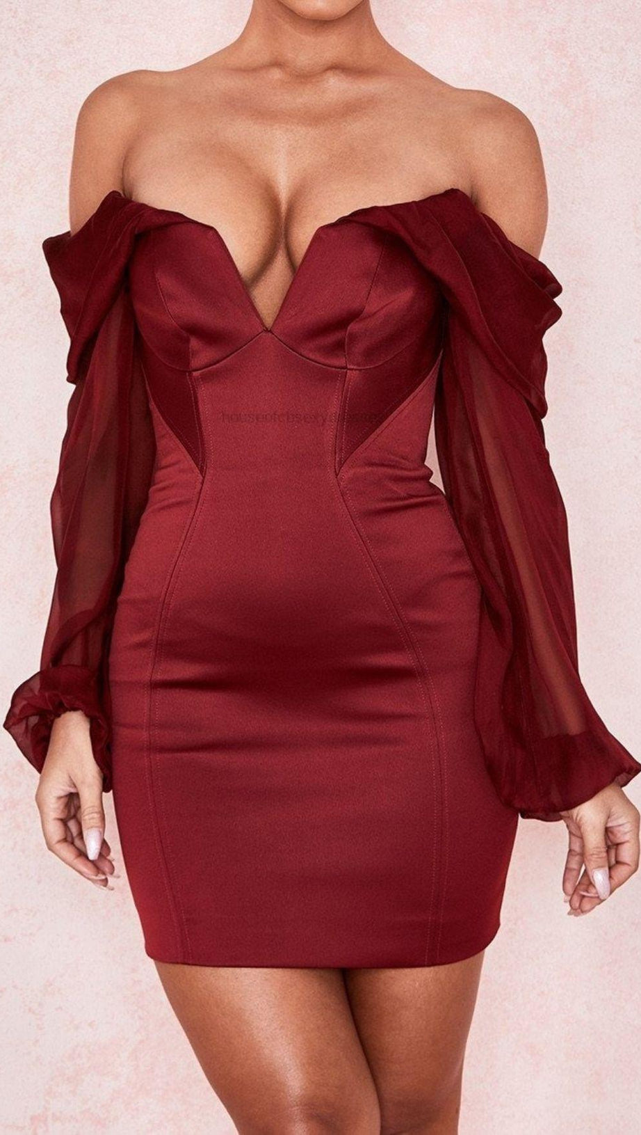 SATIN STRAPLESS MINI DRESS IN WINE RED