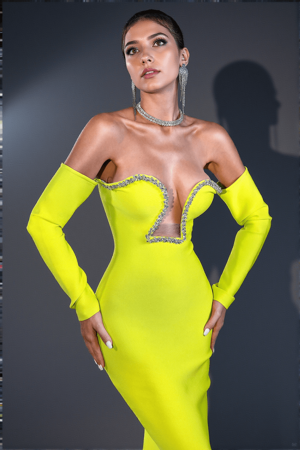 Omnia Langärmliges Korsettkleid mit Rautenmuster